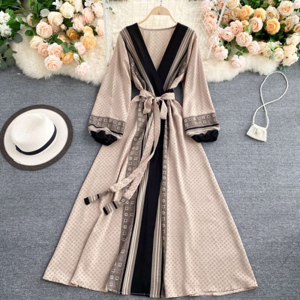 Robe vintage marron à col en V et manches longues bouffantes imprimées à la taille AR1003