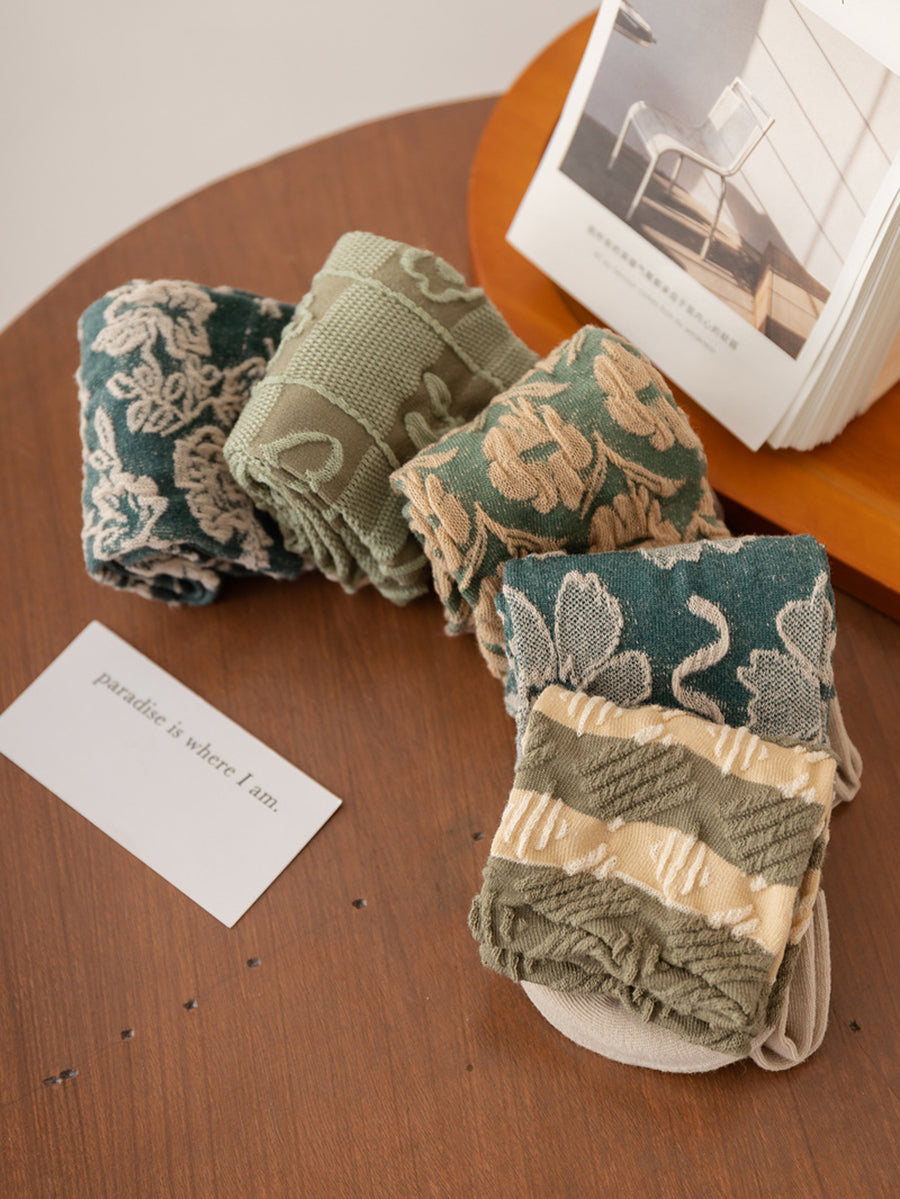 5 Pairs Women Artsy Flower Jacquard Cotton Socks AT1035