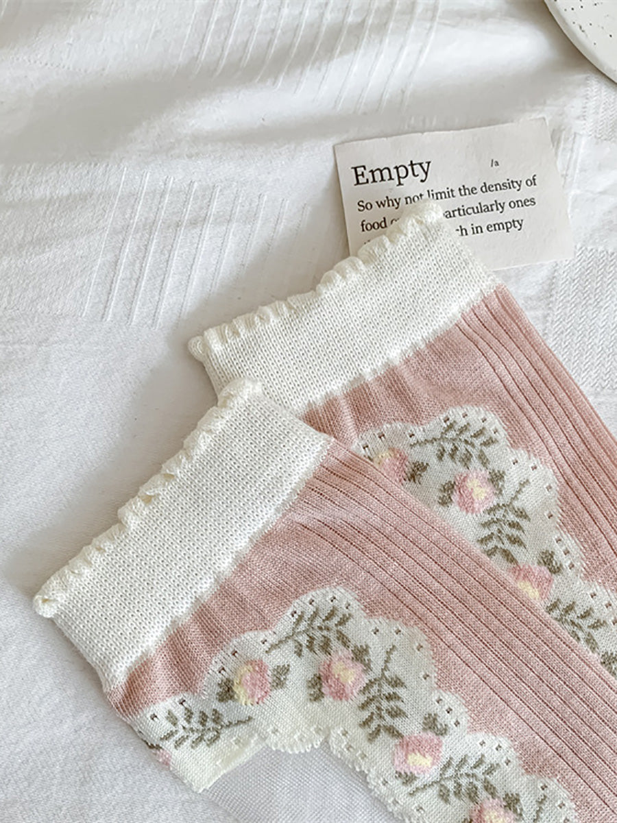 3 Pairs Women Artsy Thin Flower Lace Socks FD034