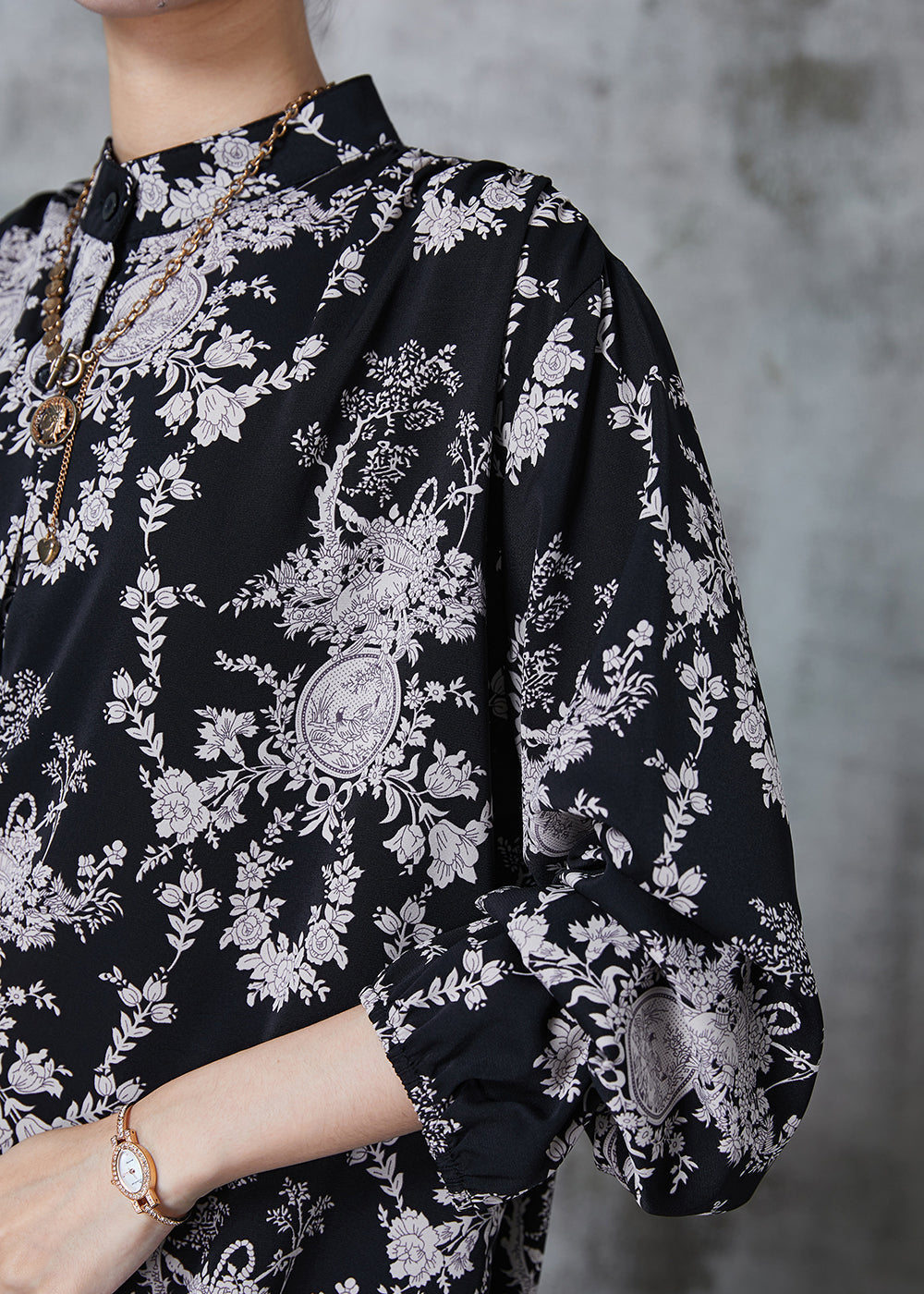 Plus Size Schwarze Chiffon-Hemden mit Stehkragen und Print für den Sommer QA1014