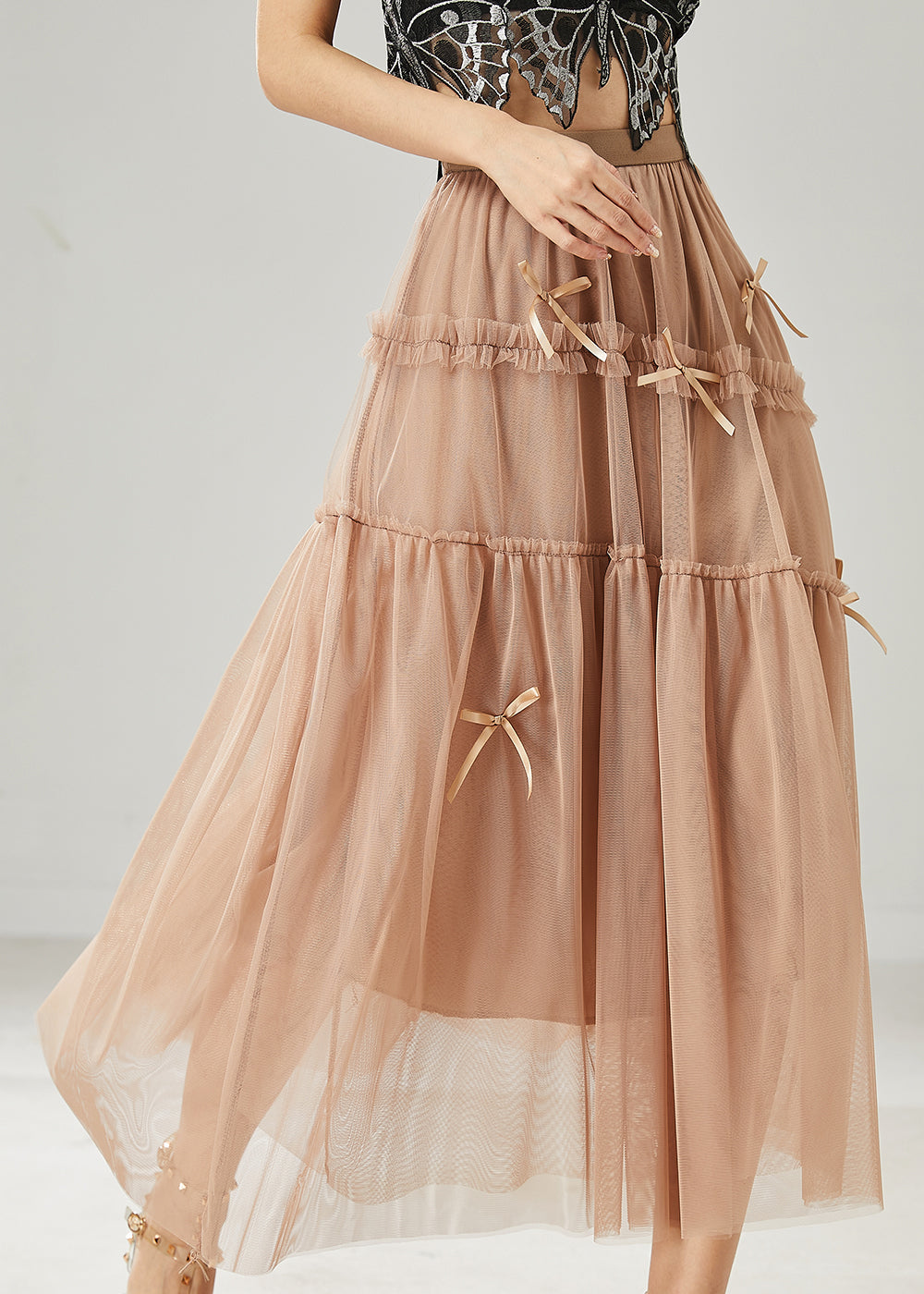 Belle jupe en tulle à volants avec nœud kaki pour l'été AZ1015