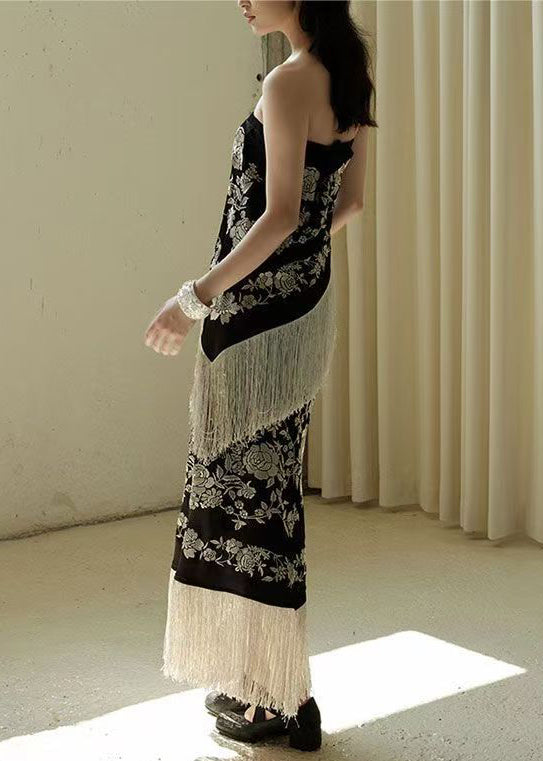 Schwarzes, ärmelloses, hochgeschlossenes, quastenbesetztes Patchwork-Kleid