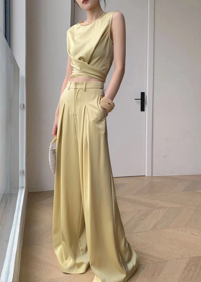 Ensemble deux pièces haut en soie jaune à col rond et pantalon large sans manches AN1027
