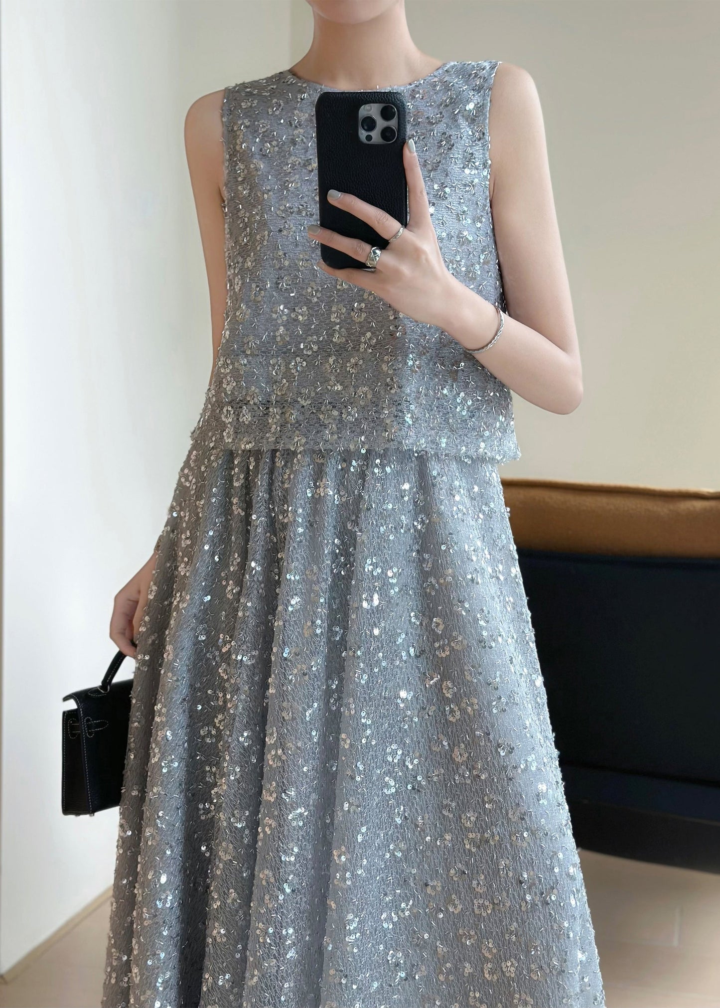 Ensemble deux pièces haut et jupe à lacets et paillettes gris sans manches QP049