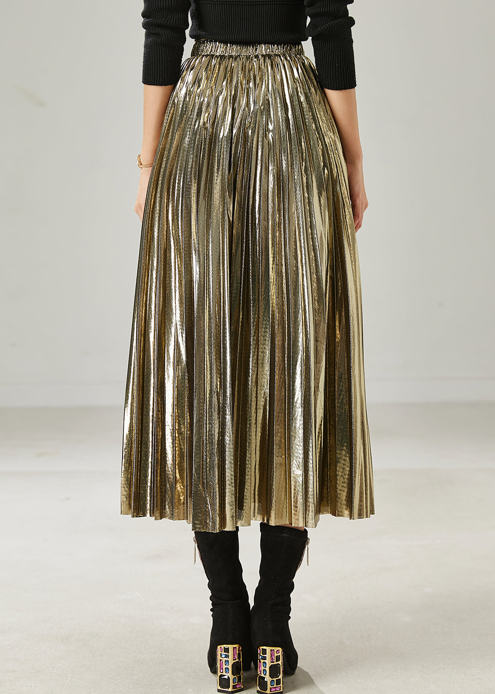 Jupe plissée à ourlet extra large couleur champagne italienne pour l'été AZ1017