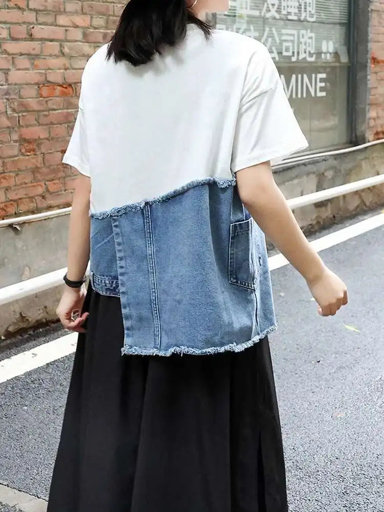 T-shirt court blanc à manches patchwork et ourlet rond en denim Street