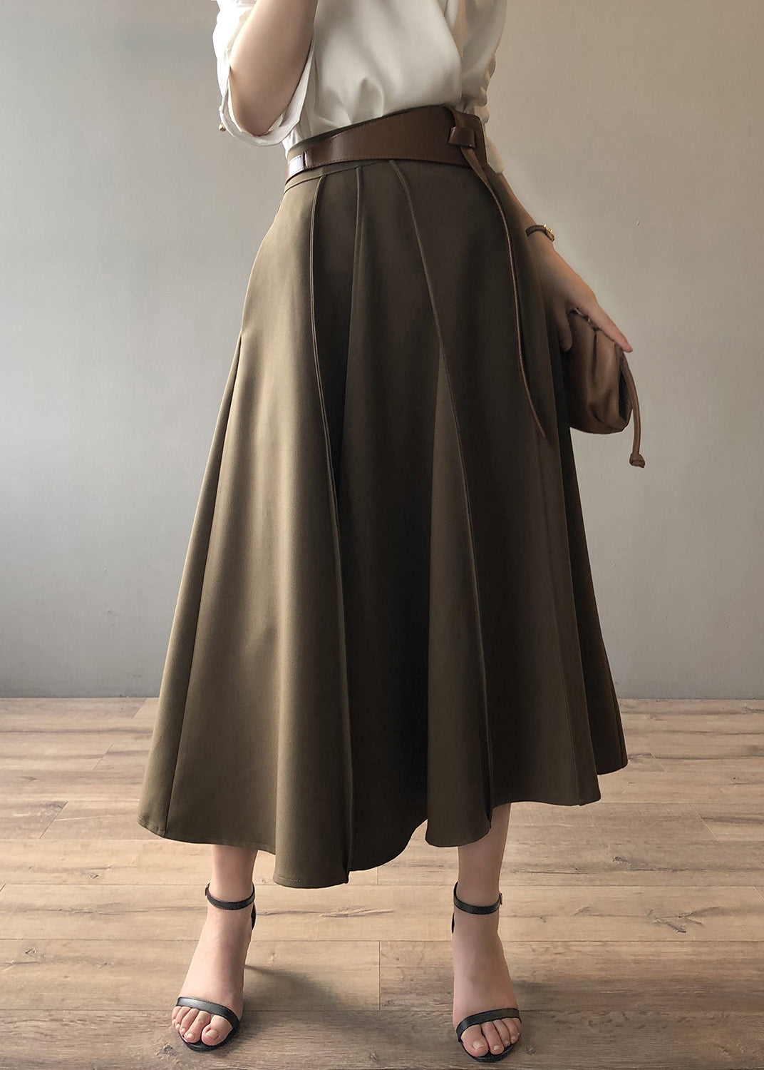 Jupe kaki française taille haute froissée à ourlet extra large automne WD024