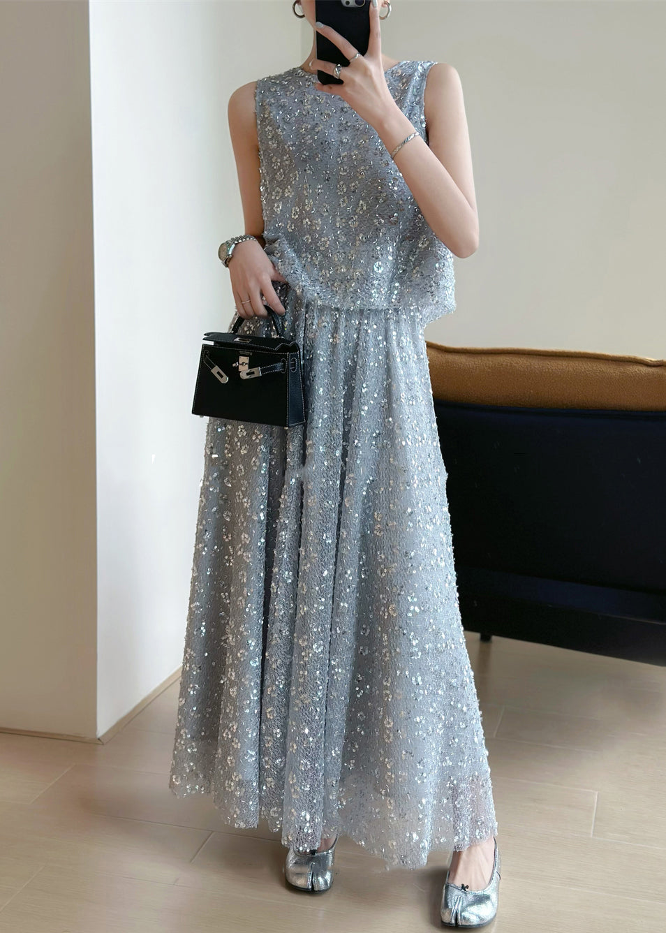 Ensemble deux pièces haut et jupe à lacets et paillettes gris sans manches QP049