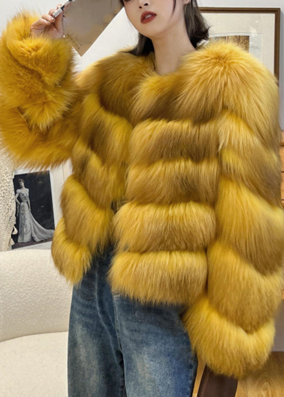 Manteaux élégants en cuir et fourrure de renard jaune pour l'hiver WV031