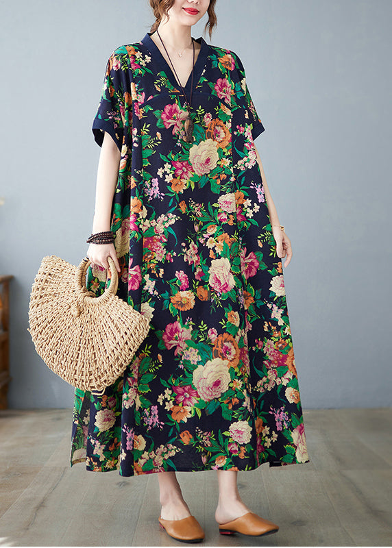 Marineblaues Baumwoll-Sommerkleid mit Kunstdruck in Übergröße