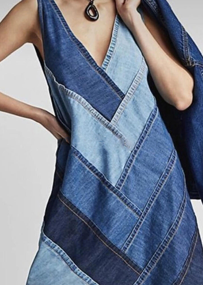 Ärmelloses Kleid mit Patchwork-Ausschnitt und wunderschönem Blue Denim