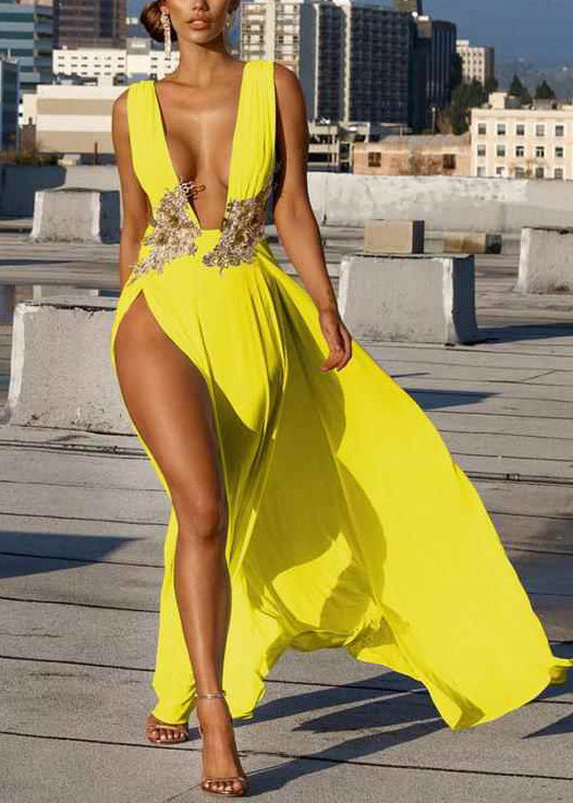 Robe de soirée jaune à décolleté plongeant et à encolure latérale pour l'été