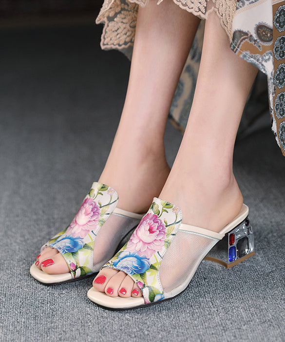 Sandales à bout ouvert en cuir de vachette beige avec tulle et épissure