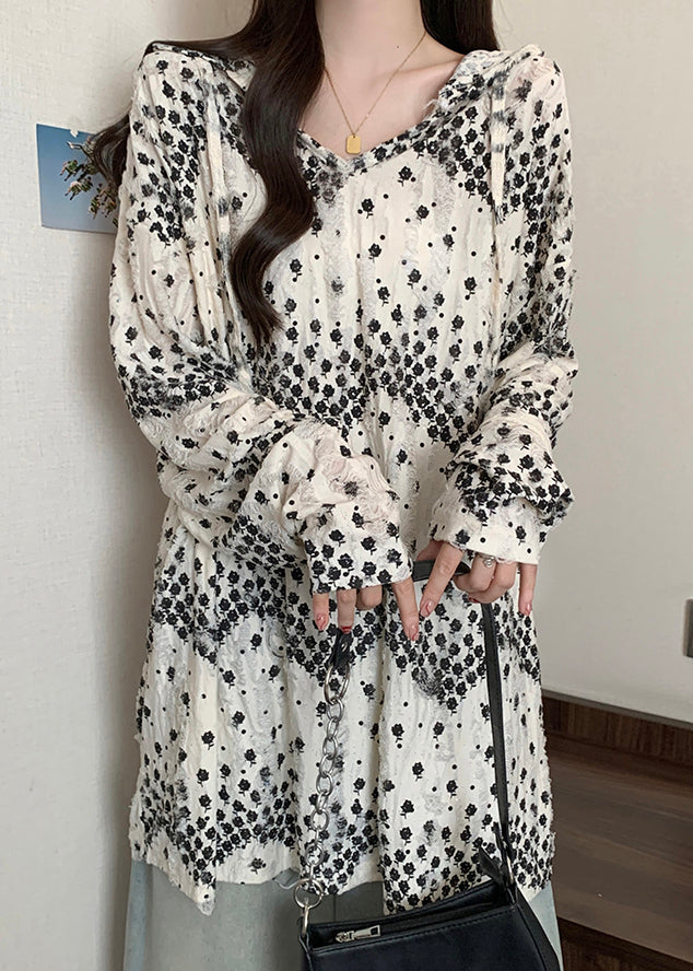 Beiges, gemütliches Baumwolltop mit Kapuze zum Schnüren für den Herbst AM1004