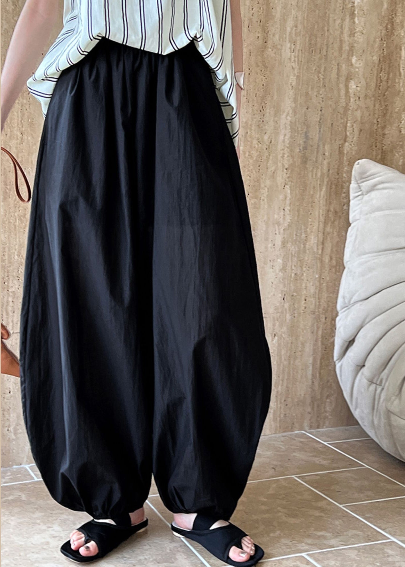 Pantalon en coton noir taille lanterne élastique été ample