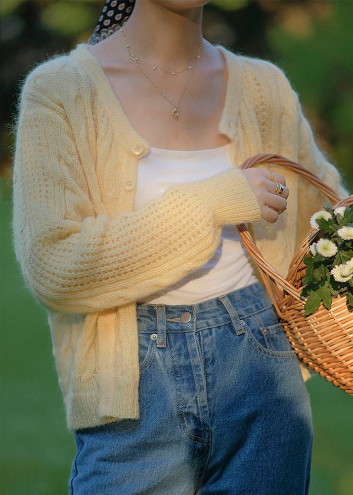 Cardigan en tricot patchwork ajouré à boutons jaunes style bohème automne TU034