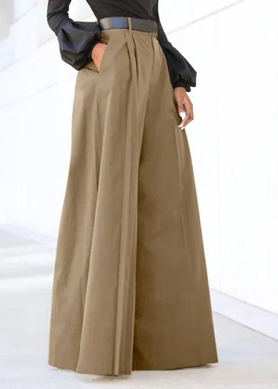 Pantalon gris à poches larges et taille haute pour le printemps