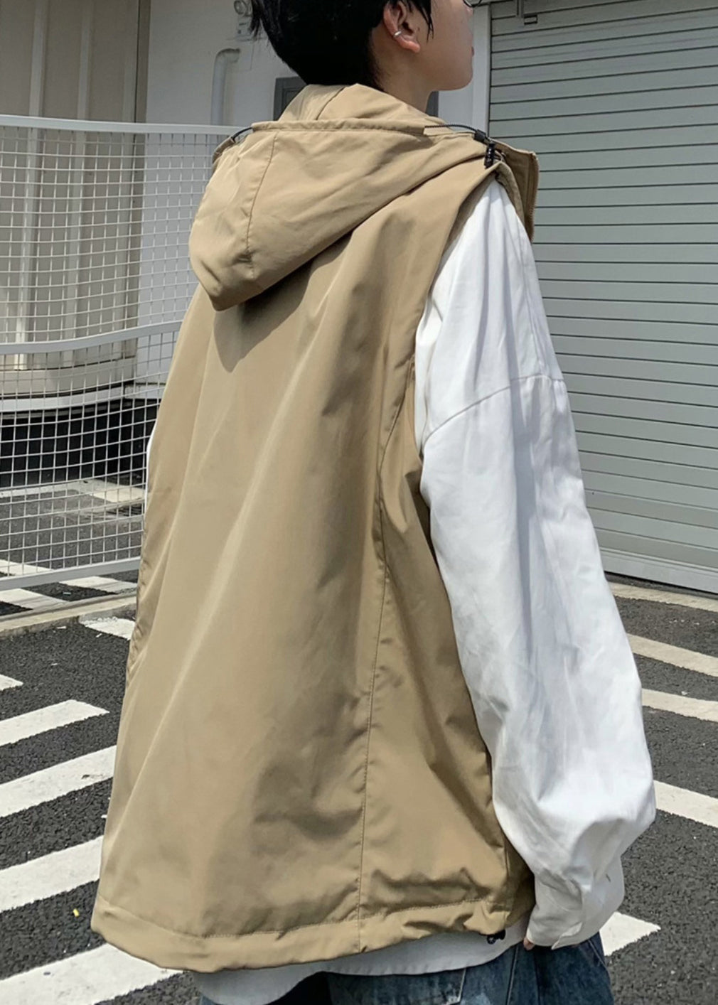 Lässige Khaki Kapuzentaschen Baumwolle Herren Weste Frühling RN007