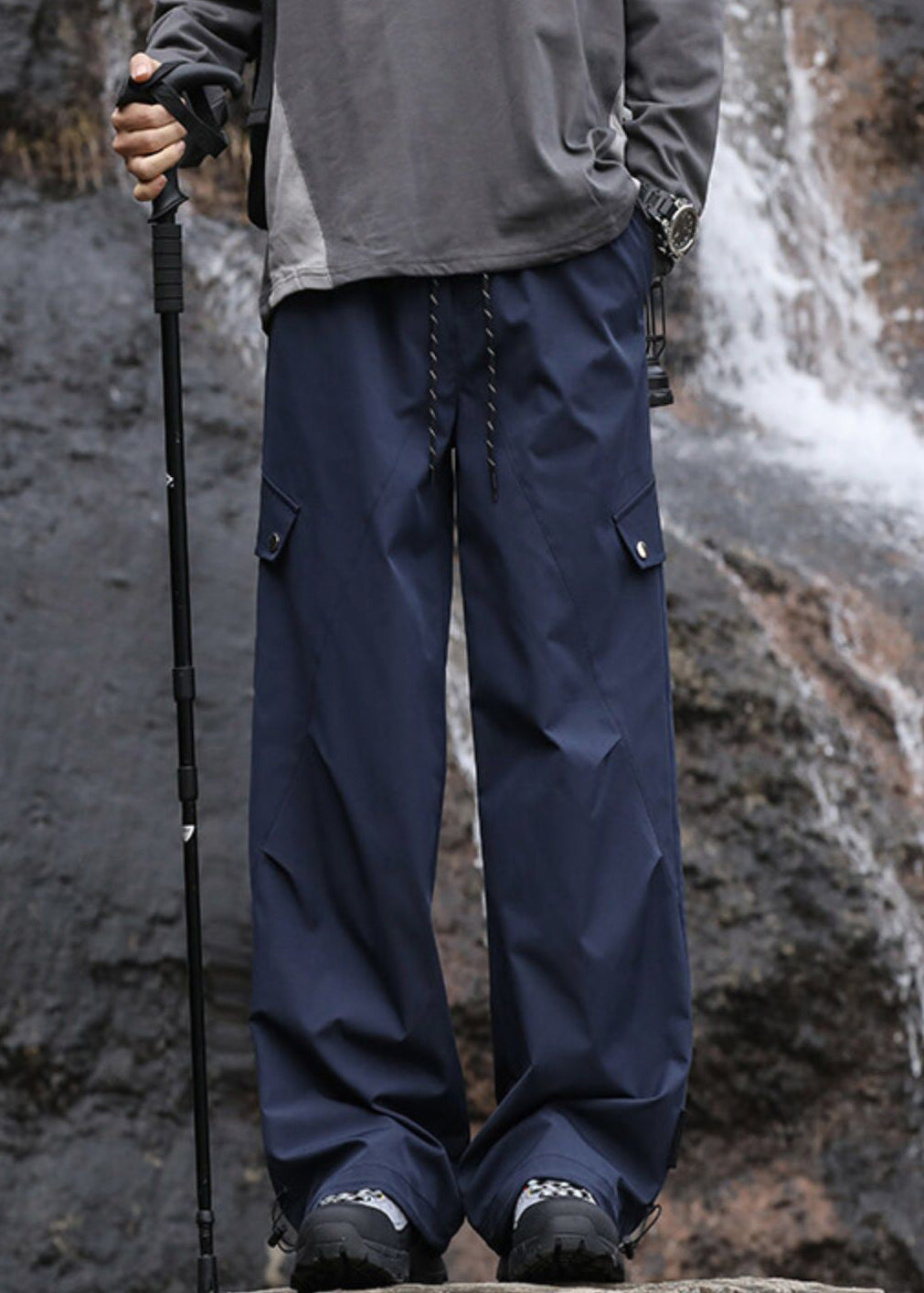 Pantalon décontracté d'automne en coton bleu marine pour homme avec poches et cordon de serrage