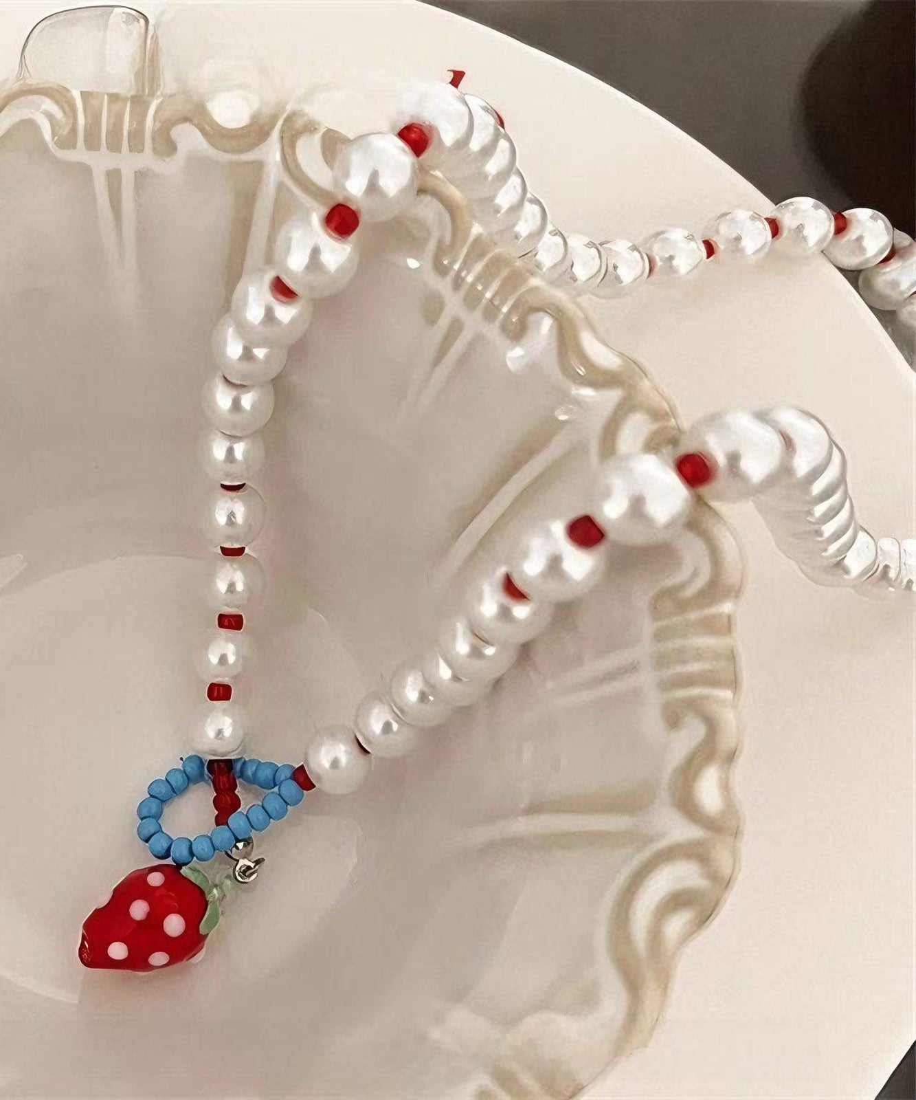 Princess Pearl Alloy Necklace Strawberries White Cute