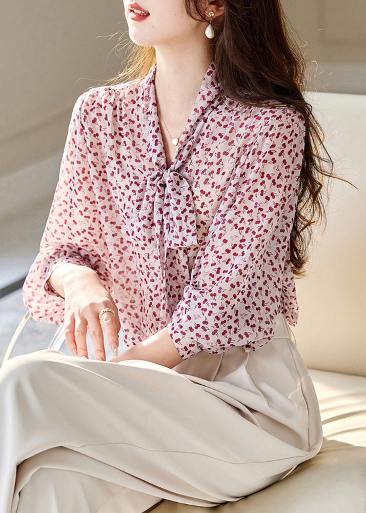 DIY Gelbes Chiffon-Top mit V-Ausschnitt und Print für Herbst WW015