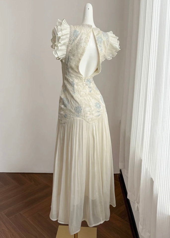 Elegantes, besticktes Patchwork-Kleid in Aprikosenfarbe