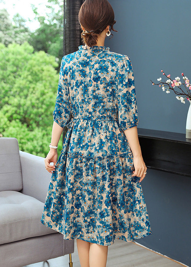 Robe d'été élégante à volants et imprimé tunique bleu