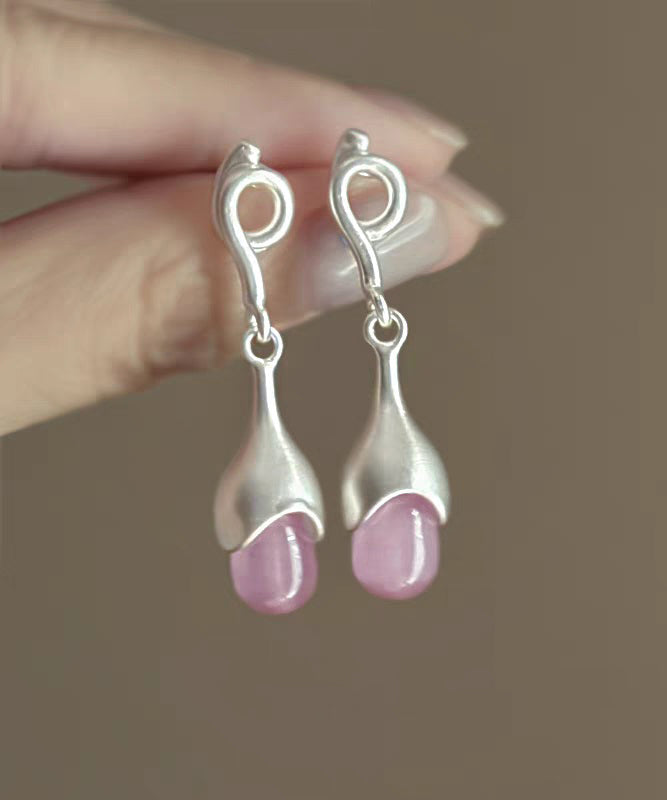 Boucles d'oreilles pendantes élégantes en pierre sterling avec pompon en forme de chat rose en argent