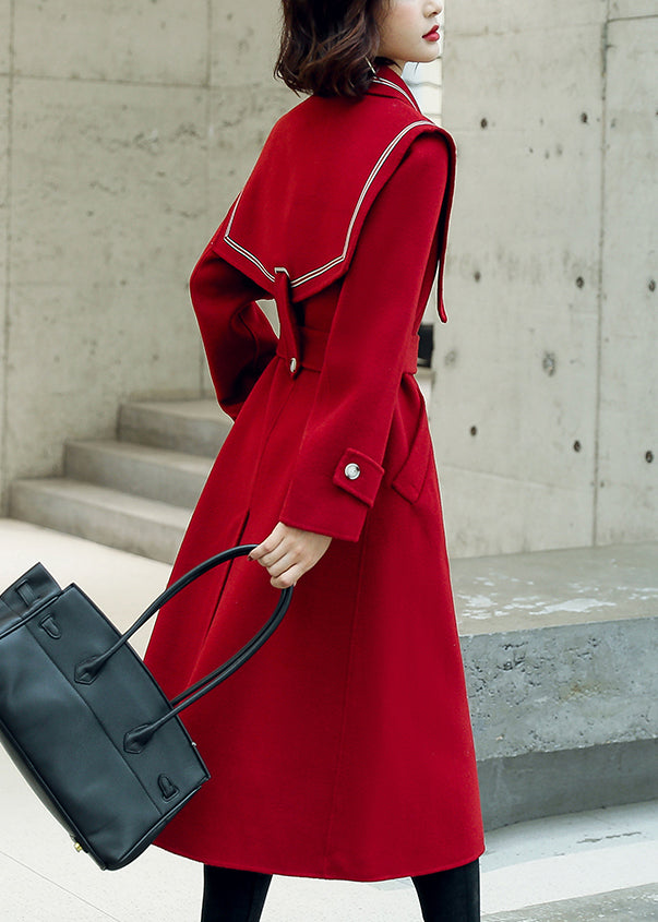 Manteau en laine rouge élégant avec poches à boutons et ceinture nouée pour l'hiver ER030