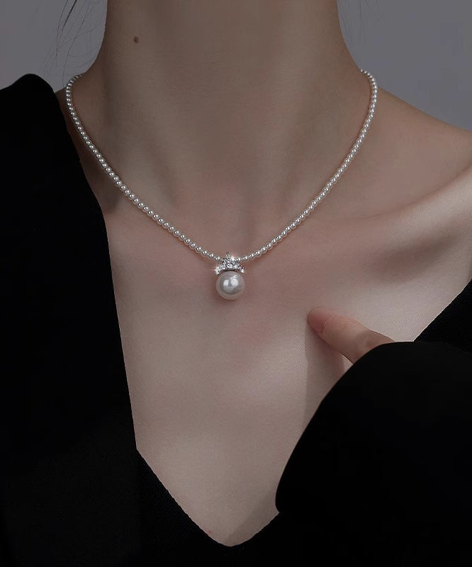 Collier élégant avec pendentif en alliage de zircon blanc et perles RA003