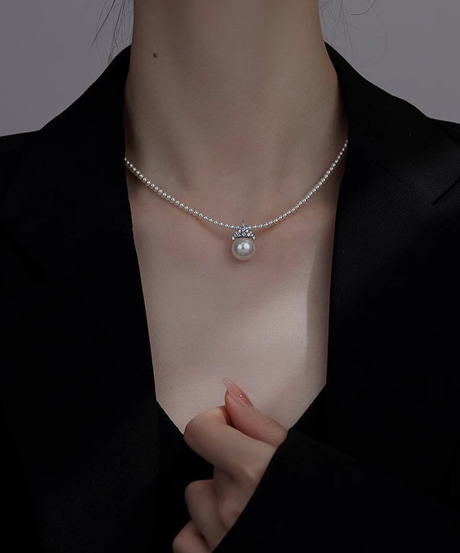 Collier élégant avec pendentif en alliage de zircon blanc et perles RA003