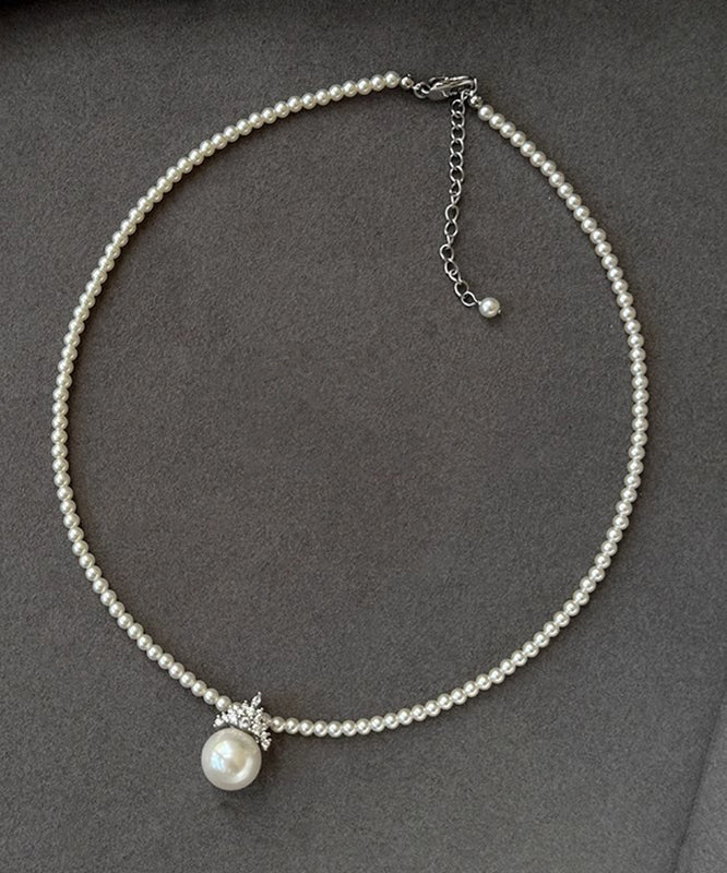 Collier élégant avec pendentif en alliage de zircon blanc et perles RA003