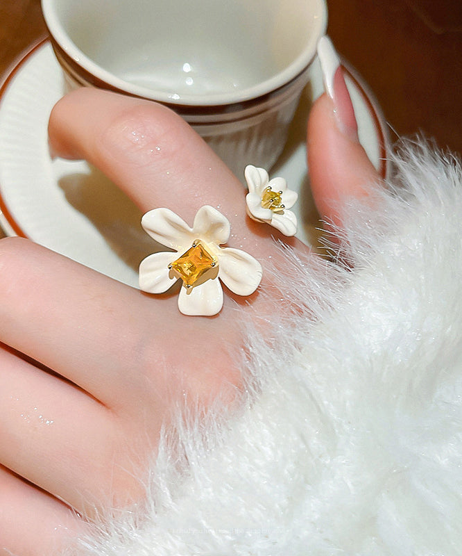 Open Floral Rings Elegant White Zircon Copper Acrylic Overgild