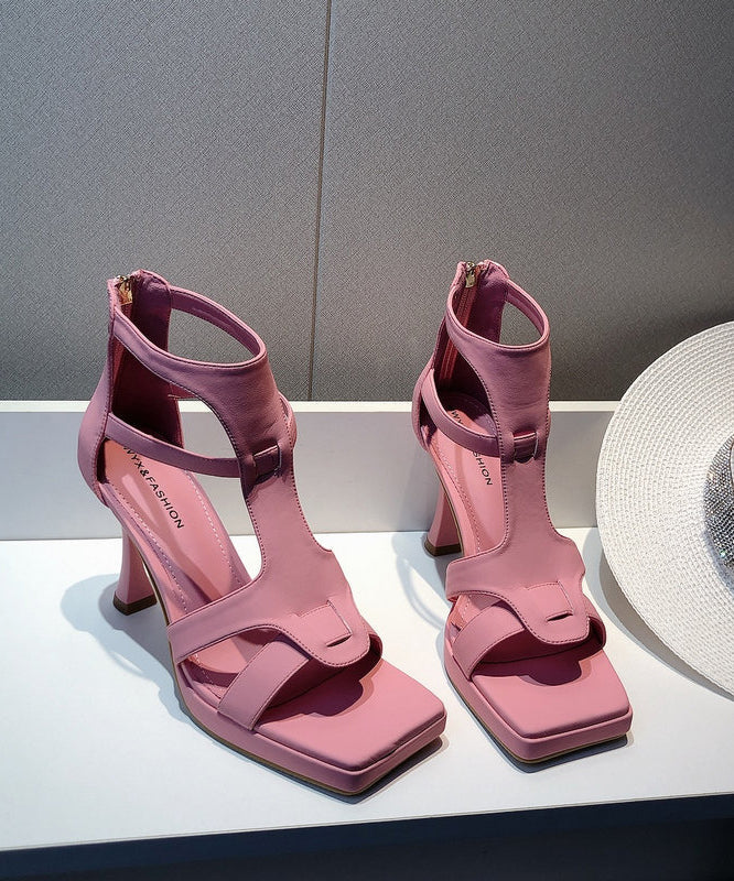 Sandales à bout ouvert noires à talons hauts et à épissures creuses