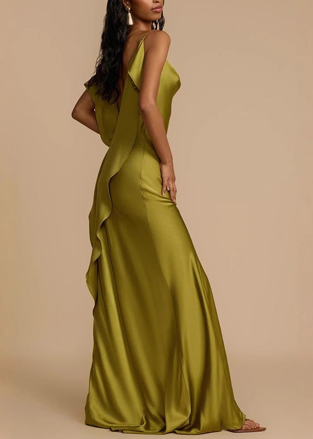 Robe d'été en soie à dos nu et camisole verte ouverte sur le côté