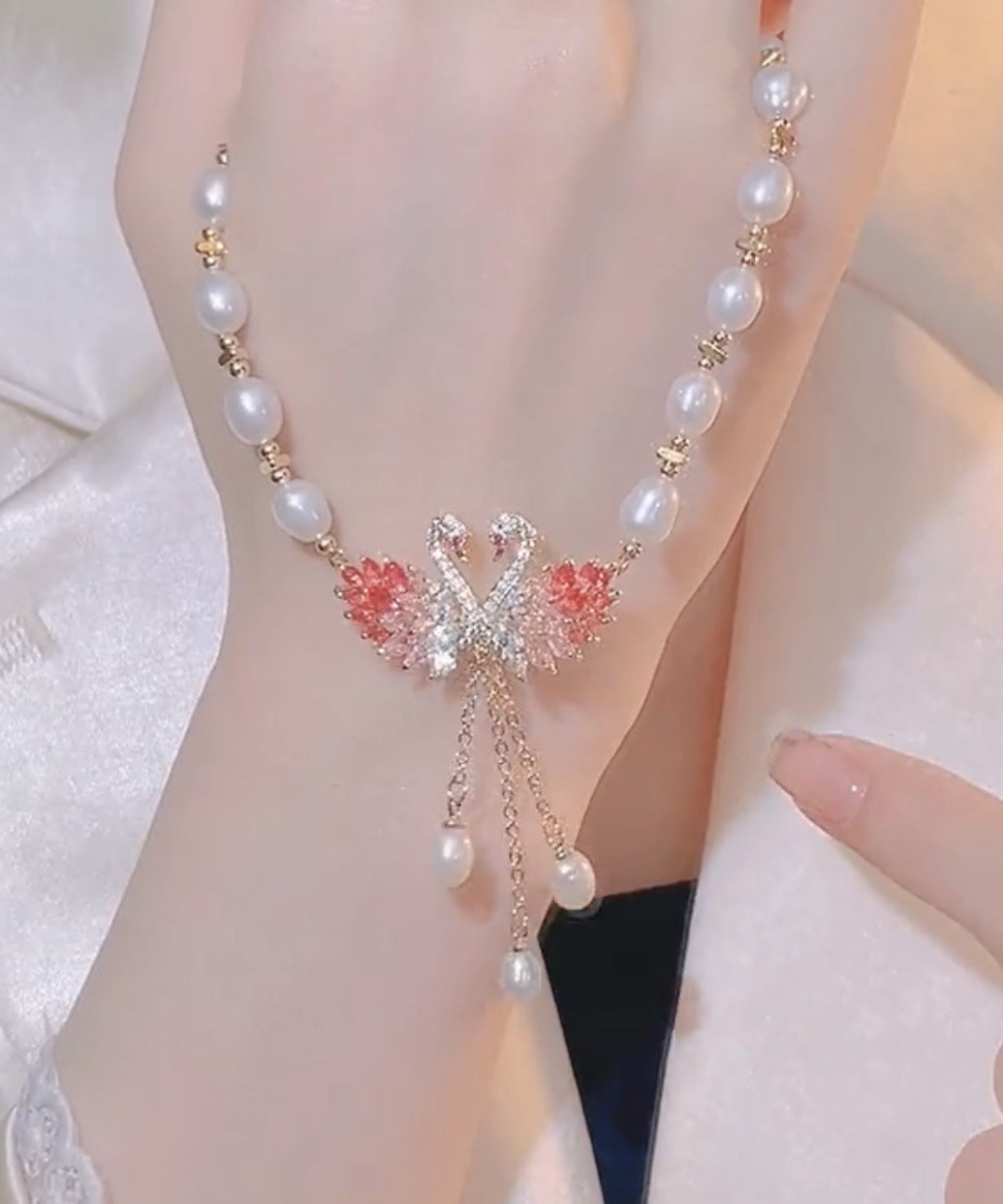 Mode Licht Lila Kupfer Overgilt Schwan Perle Anhänger Halskette YD044