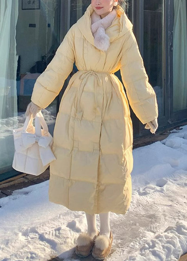 Modische gelbe Kapuzenjacke mit Bindegürtel und feiner Baumwollefüllung, Winterjacke TQ027