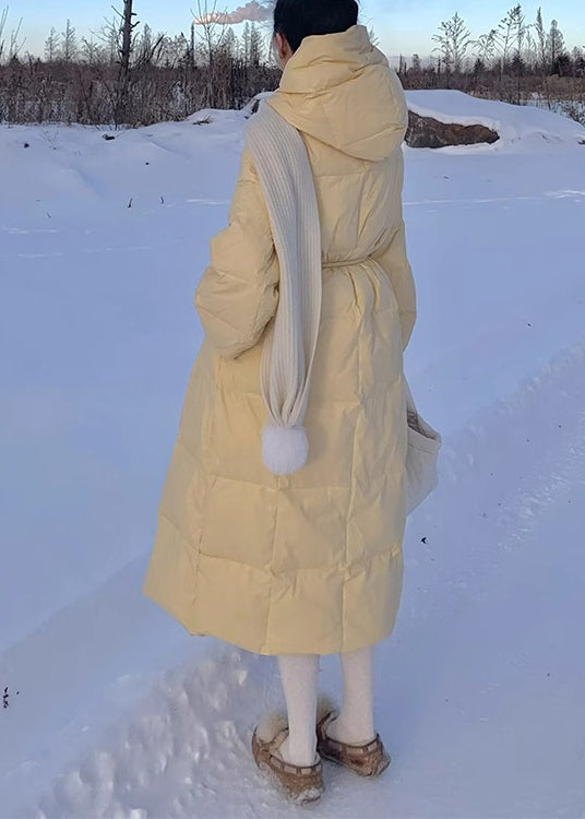 Modische gelbe Kapuzenjacke mit Bindegürtel und feiner Baumwollefüllung, Winterjacke TQ027