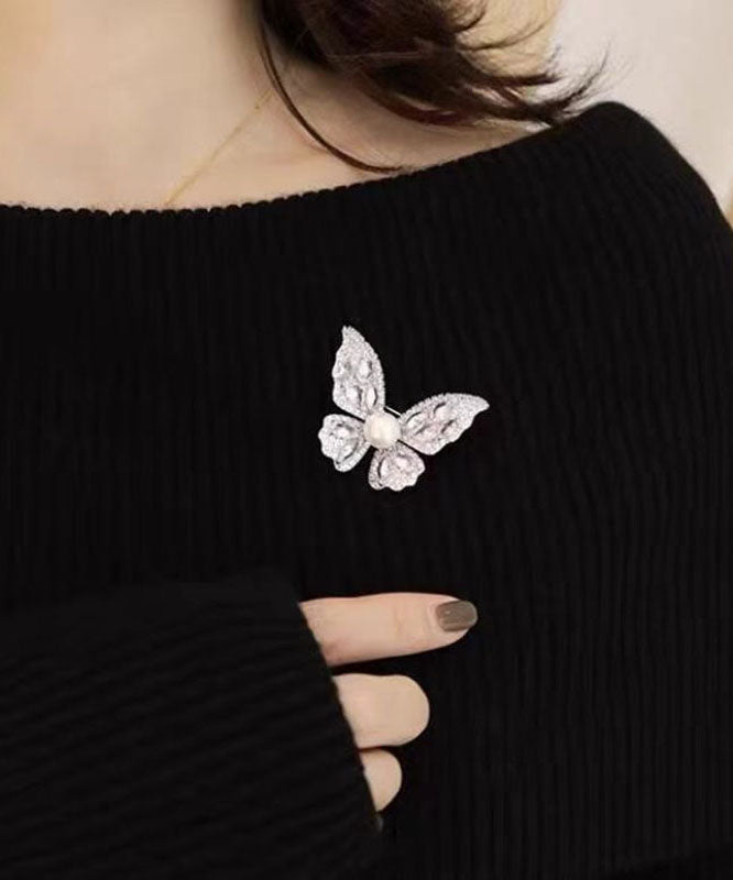 Broche papillon en alliage de zircon gris fin avec perles YD039