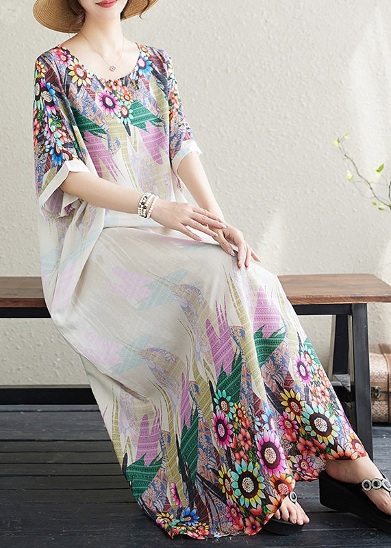 Weißes, bedrucktes, tailliertes Sommerkleid mit Baumwollärmeln und Fledermausärmeln