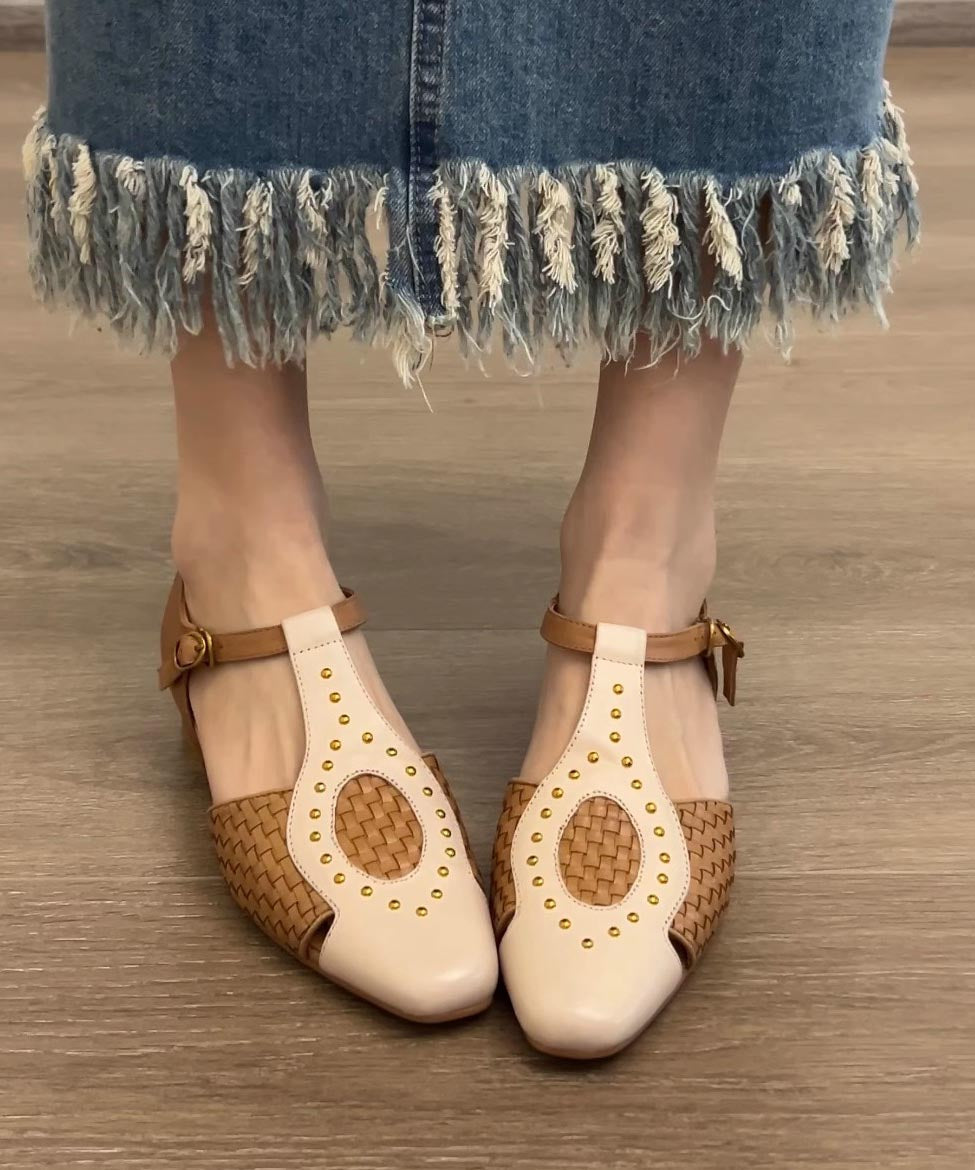 Apricot French Out Rivet Hollow Woven Sandals Square Head