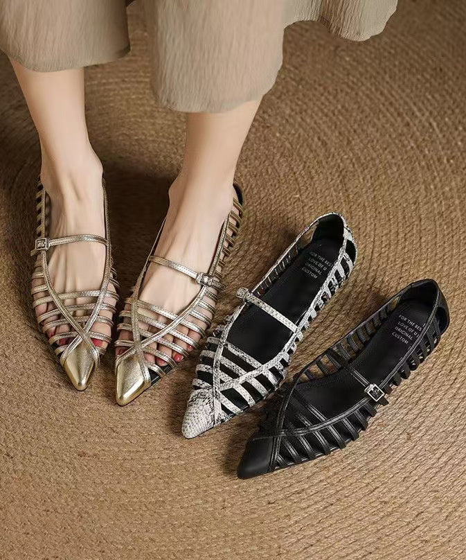 Sandales à épissure pointues en cuir doré creux et bout en cuir de vache