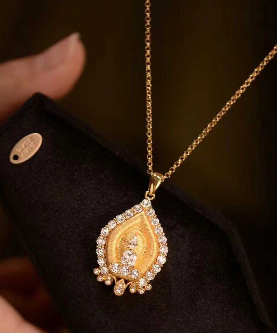 Halskette mit Anhänger aus vergoldetem Sterlingsilber mit Zirkonia QI059