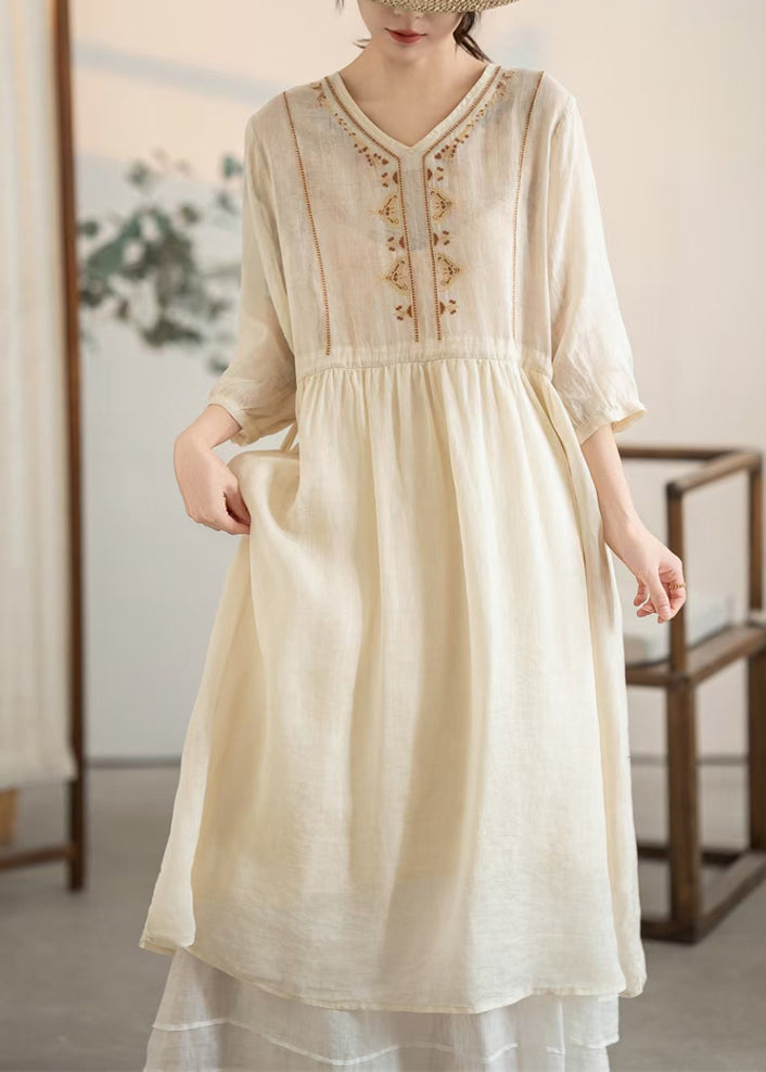 Sommerliches, besticktes, apricotfarbenes, handgemachtes Leinenkleid mit Kordelzug