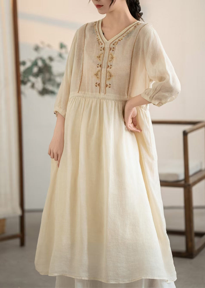 Sommerliches, besticktes, apricotfarbenes, handgemachtes Leinenkleid mit Kordelzug