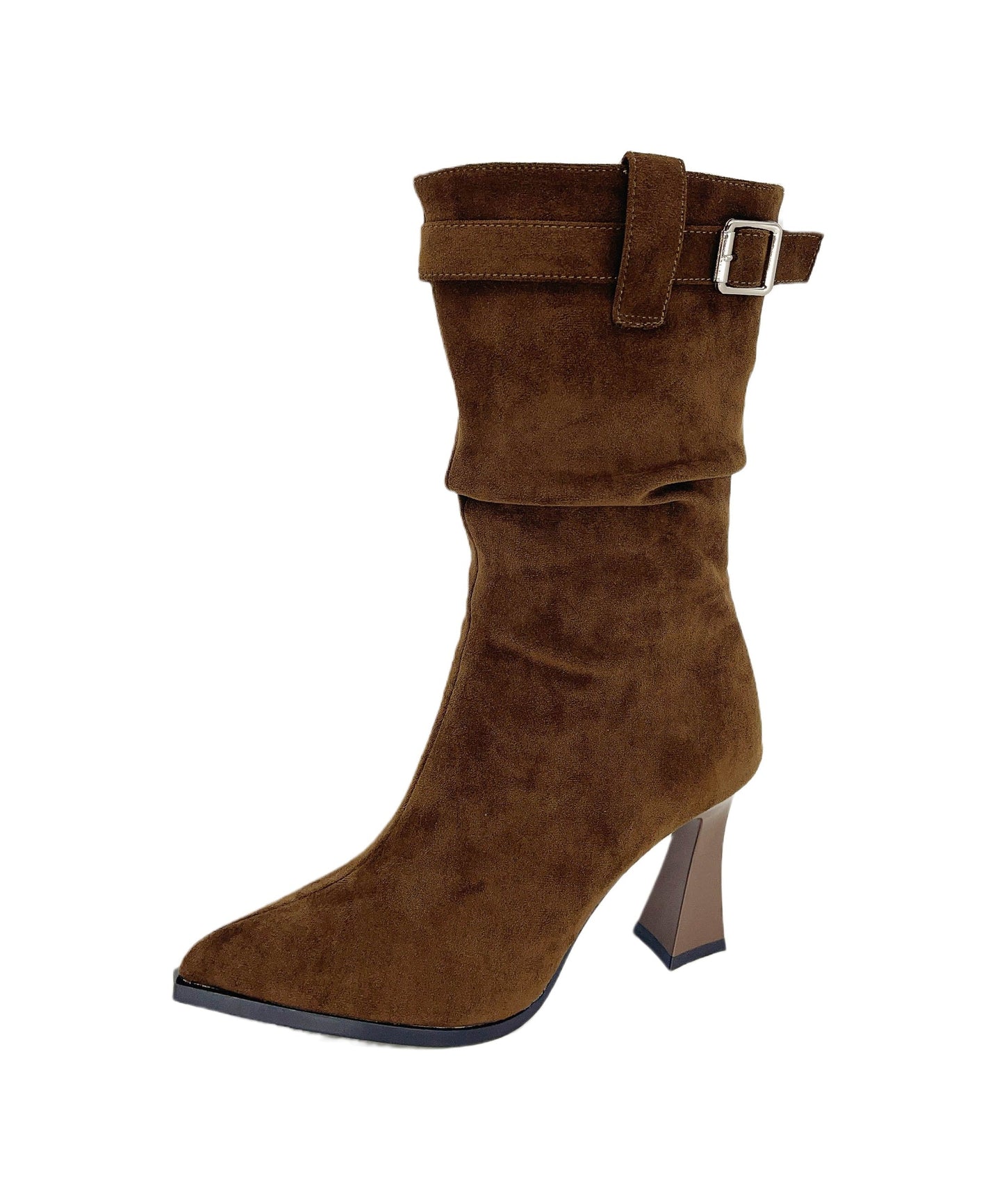 Khakifarbene Stiefel aus faltigem Wildleder mit dicker Sohle und spitzer Zehenpartie TE008