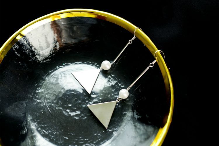 Earring Dangle Sterling Silver Pearl Triangle Faux