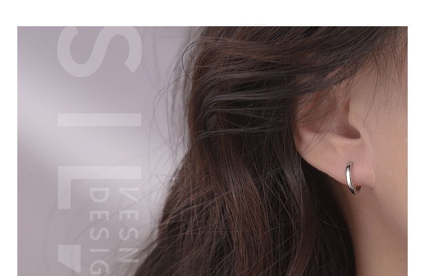 Alloy Polished Hoop Earring