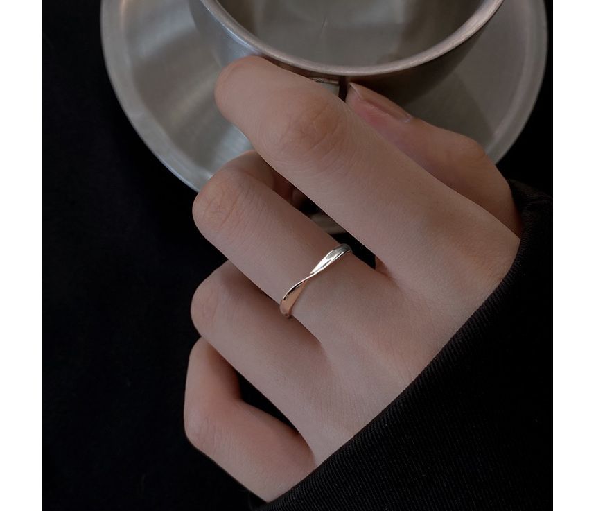 Silver Sterling Ring Twisted Open