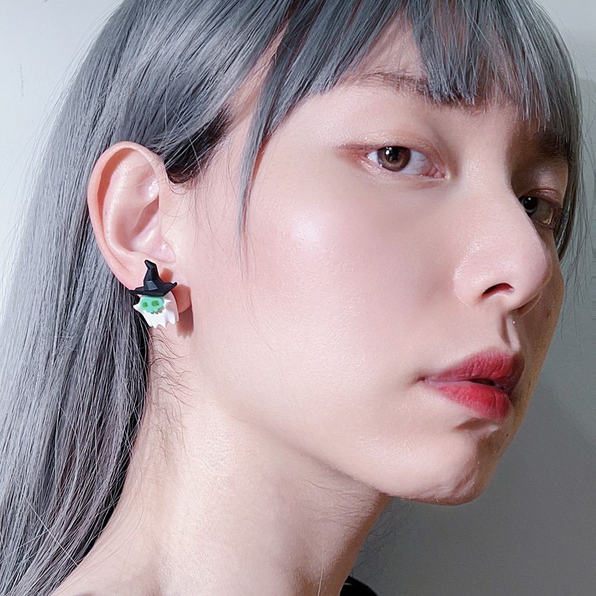 Halloween Silver Designs ) ( Sterling Earring Various Stud Ghost